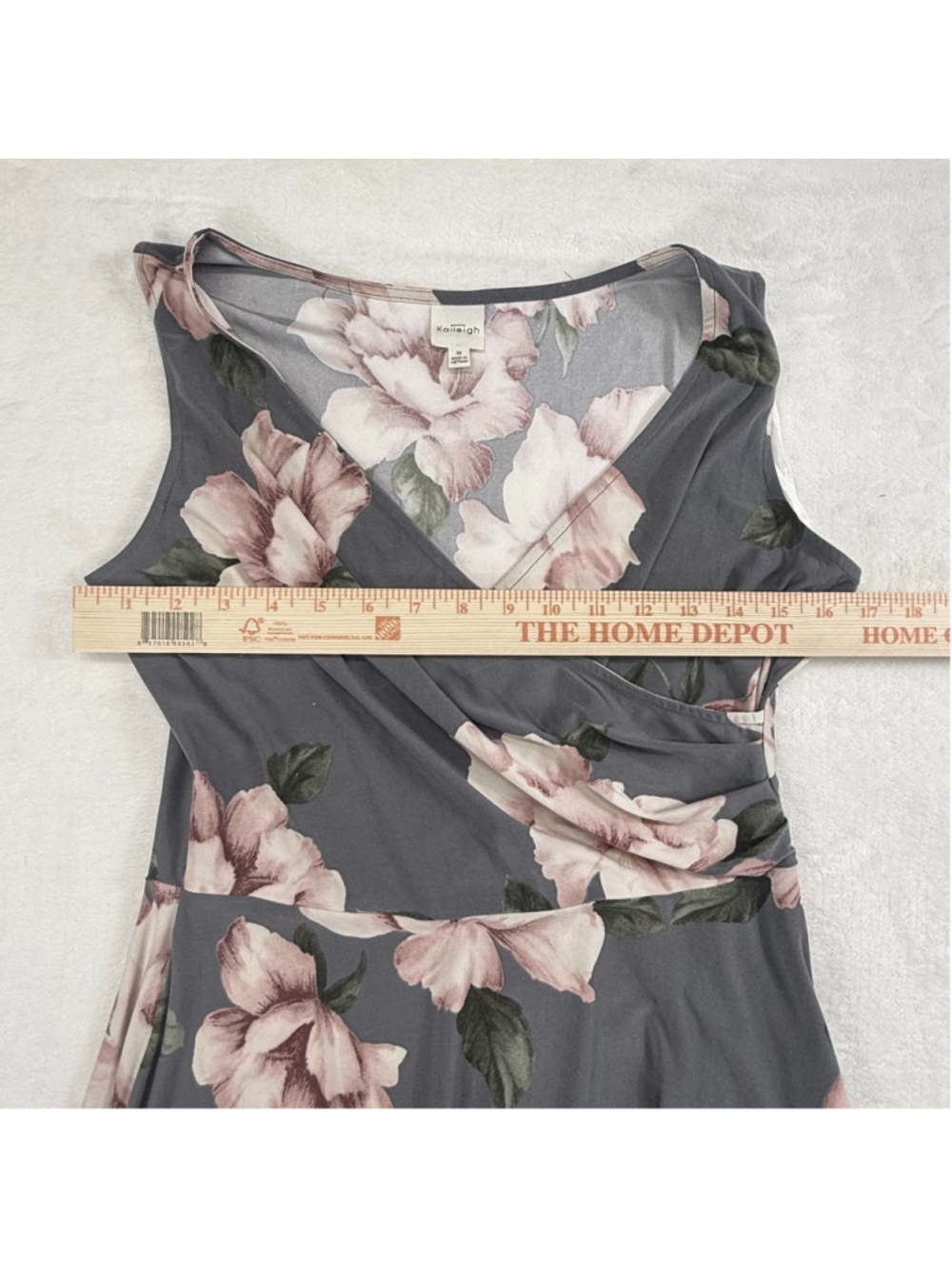 Women's Kaileigh Gray Pink Floral Sleeveless Wrap Dress Medium - Picture 11 of 13